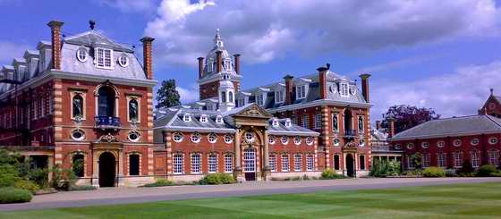 威灵顿学院 Wellington College