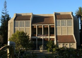 山麓迪安萨城市学院 Foothill-De Anza Colleges