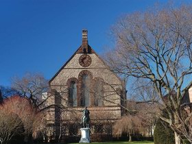 布朗大学 Brown University