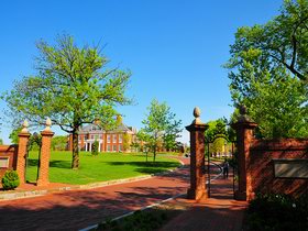 约翰霍普金斯大学 Johns Hopkins University