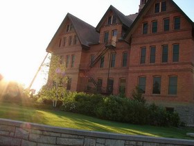 蒙大拿州立大学 Montana State University