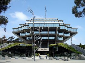 加利福尼亚大学圣地亚哥分校 University of California, San Diego