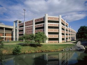 詹姆斯·麦迪逊大学 James Madison University
