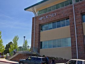<a href=http://usa.blueskystudy.com/School-212.htm target=_blank>加利福尼亚大学圣地亚哥分校</a> University of California, San Diego