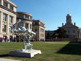 <a href=http://usa.blueskystudy.com/School-7.htm target=_blank>爱荷华大学</a> University of Iowa